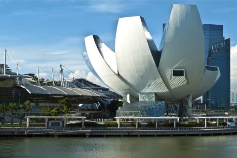 日元汇率面临疲软风险，市场警惕干预迹象